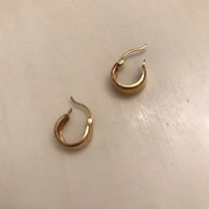 18k gold small hoops